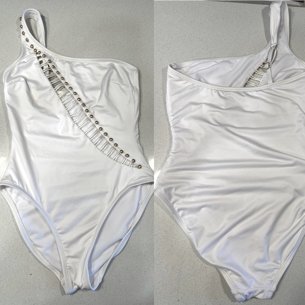 Kenneth Cole One Piece Bathingsuit